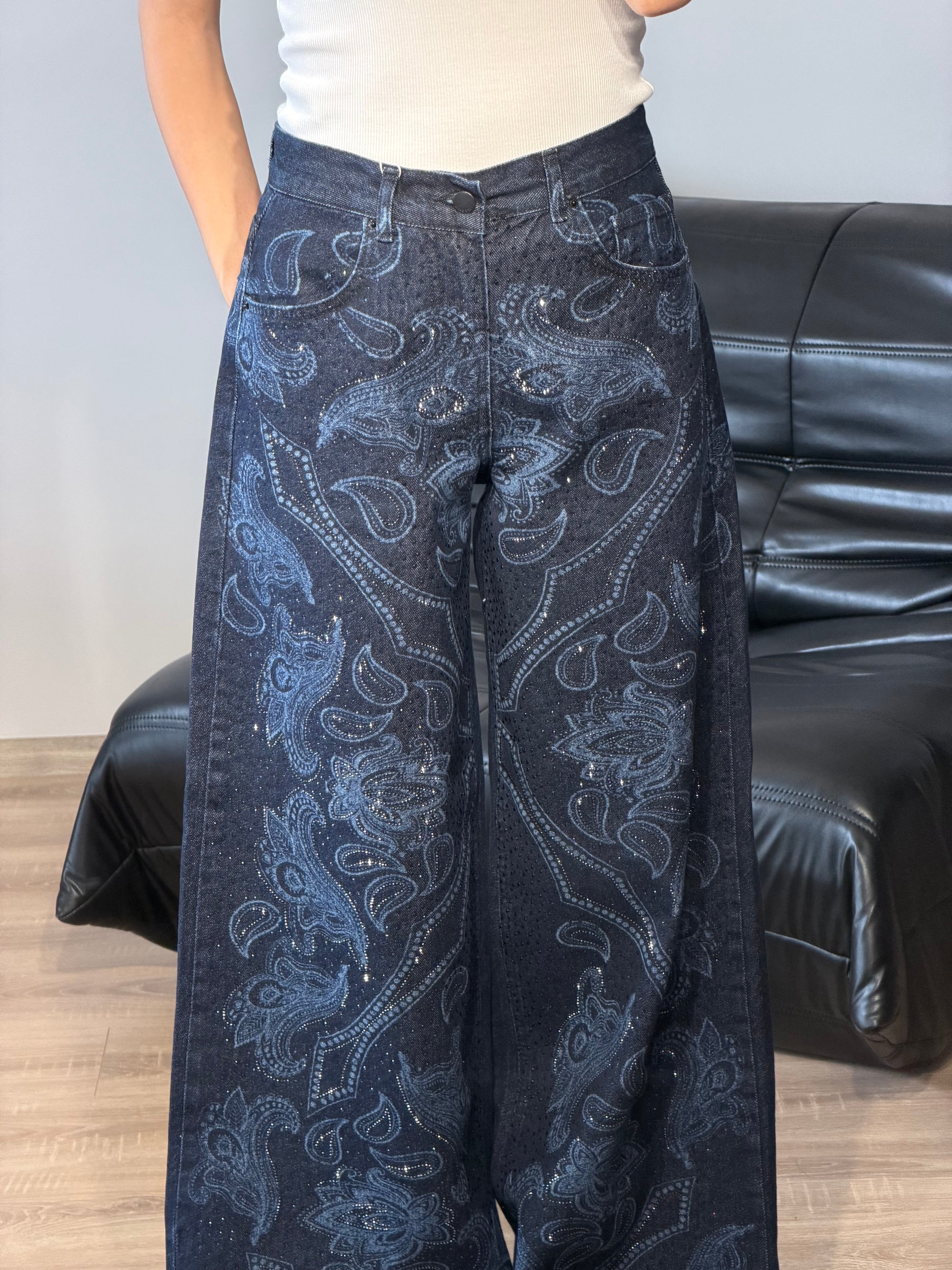 Premium Parlak Taş Detaylı Özel Tasarım Denim Jean (Koyu Mavi)