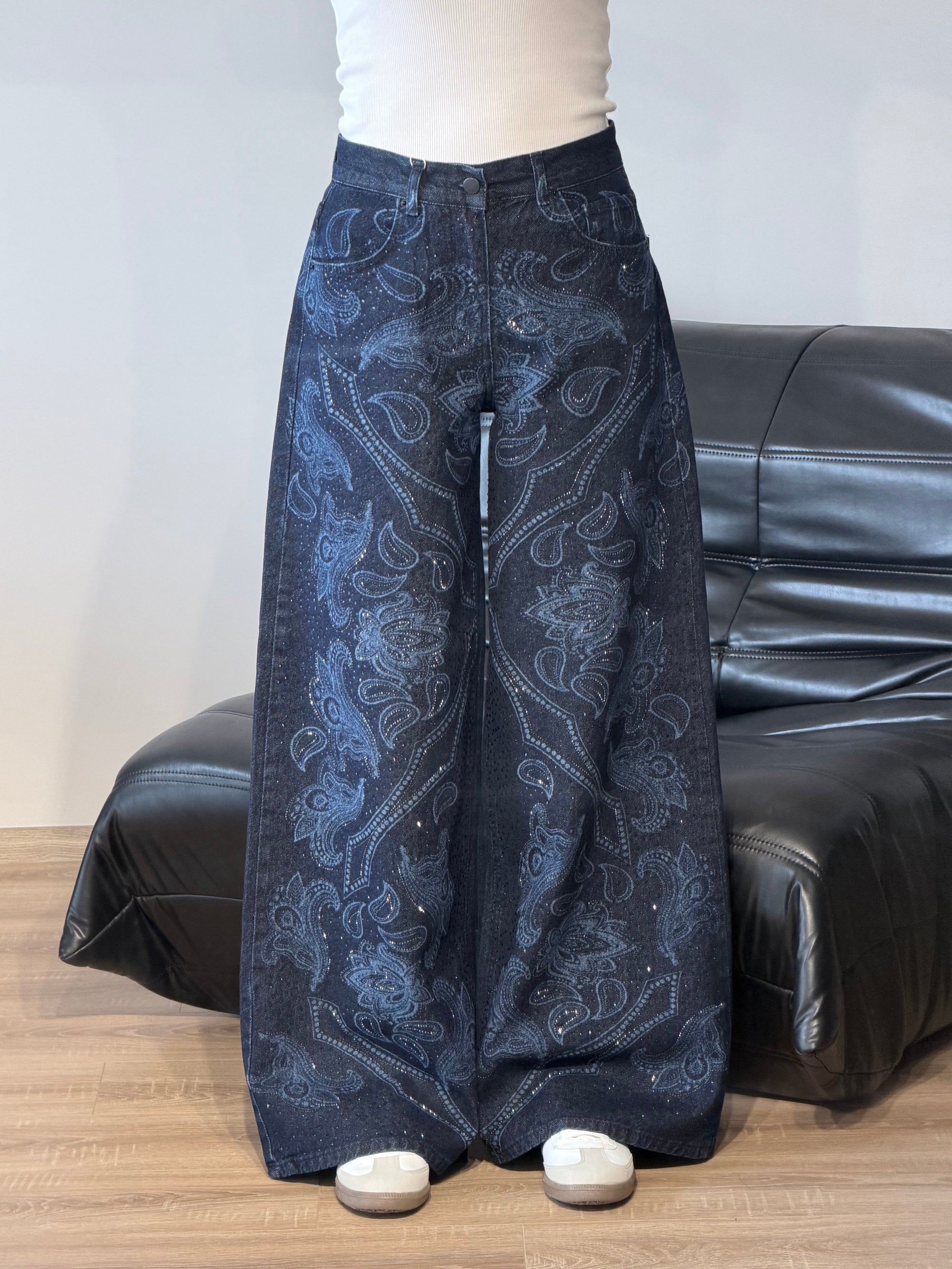 Premium Parlak Taş Detaylı Özel Tasarım Denim Jean (Koyu Mavi)