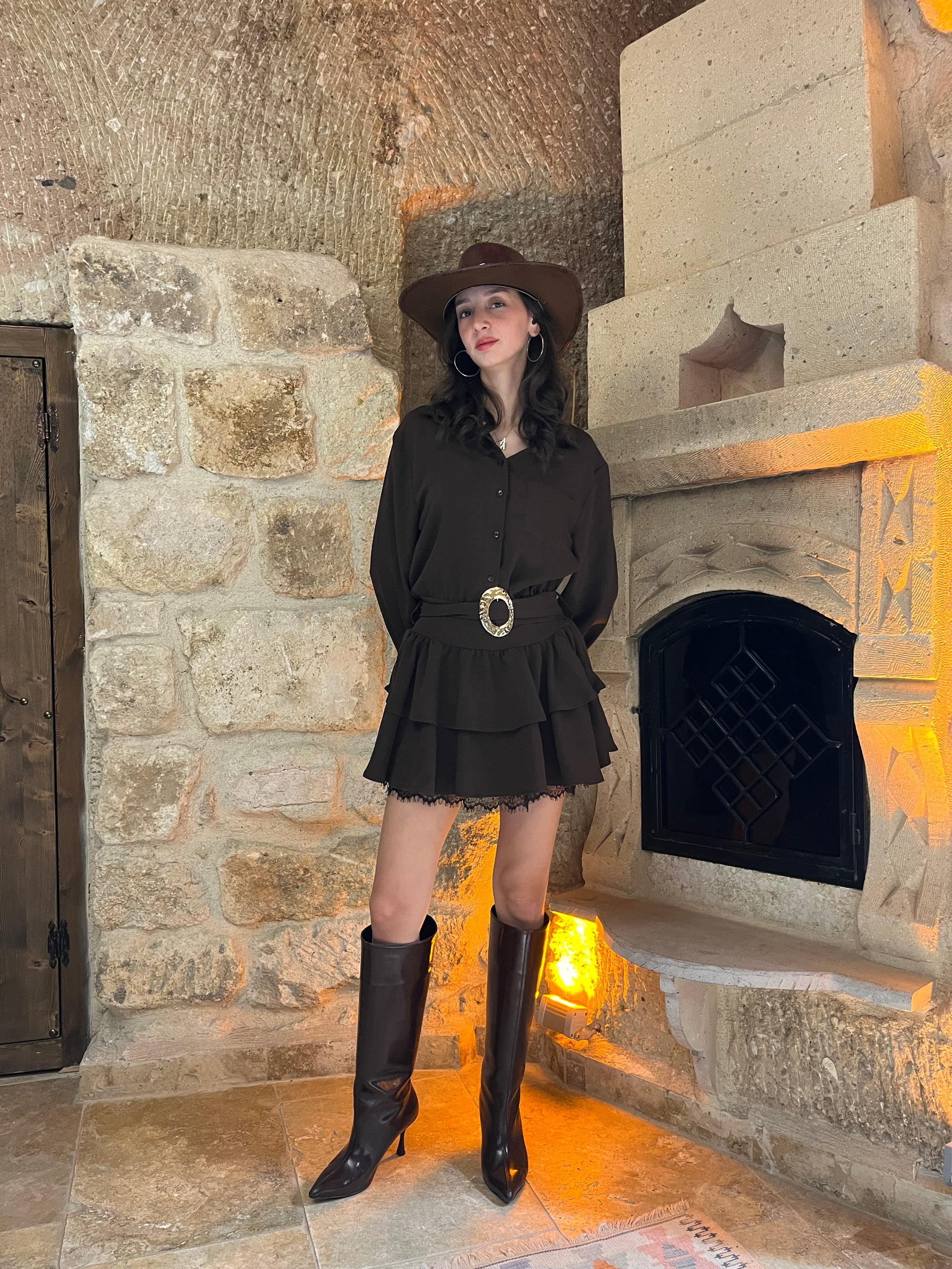 Dantel Detaylı Kemerli Mini Elbise (kahverengi)