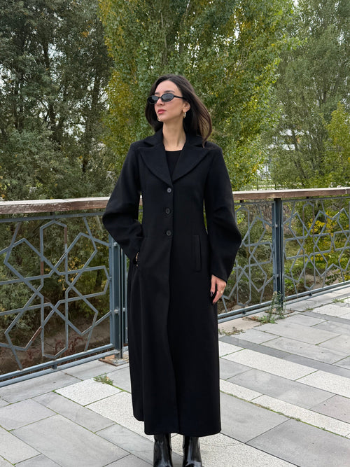 Kol Detaylı Classic Kaban (Siyah)