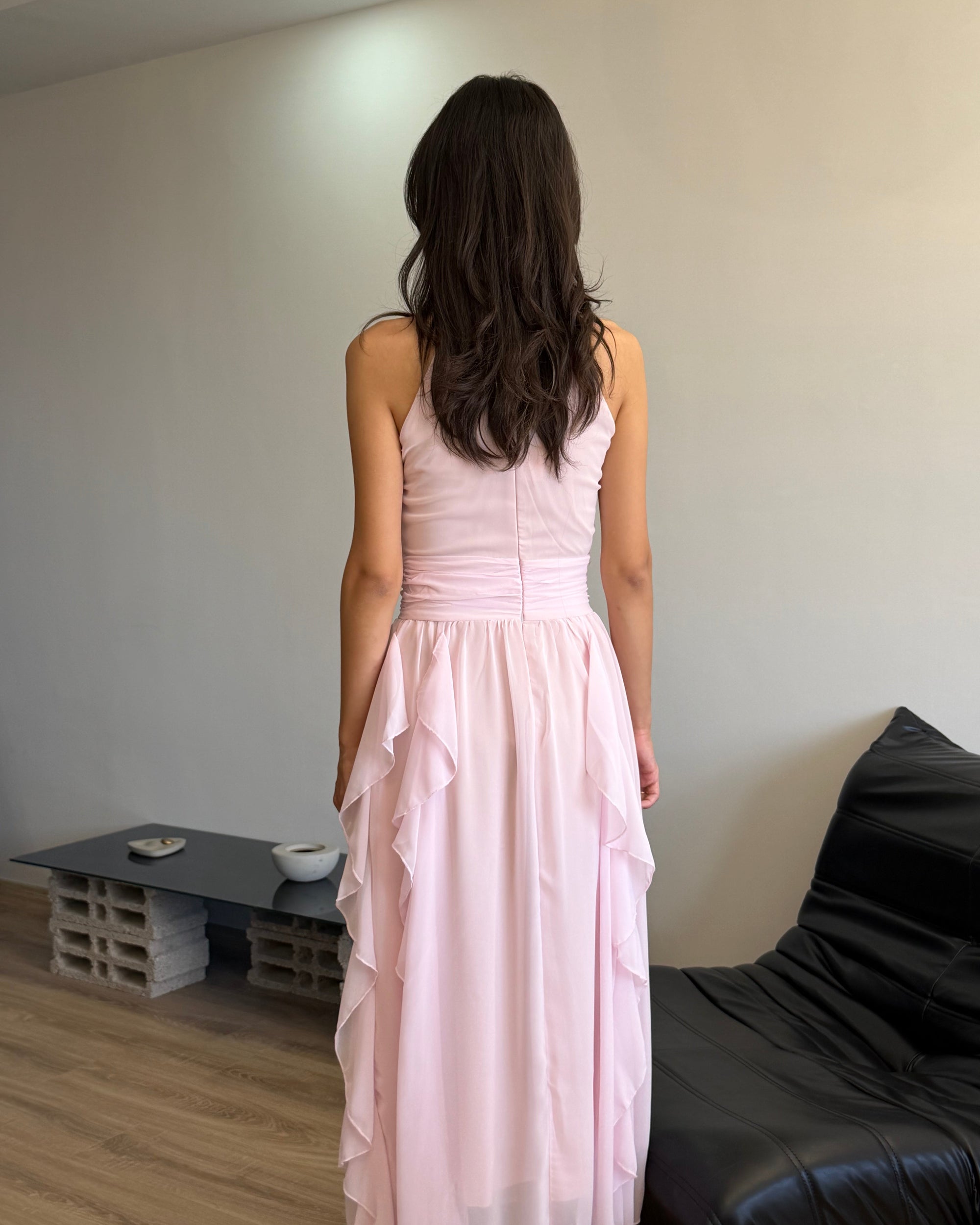 Halter Yaka Fırfırlı Şifon Elbise (Pembe)